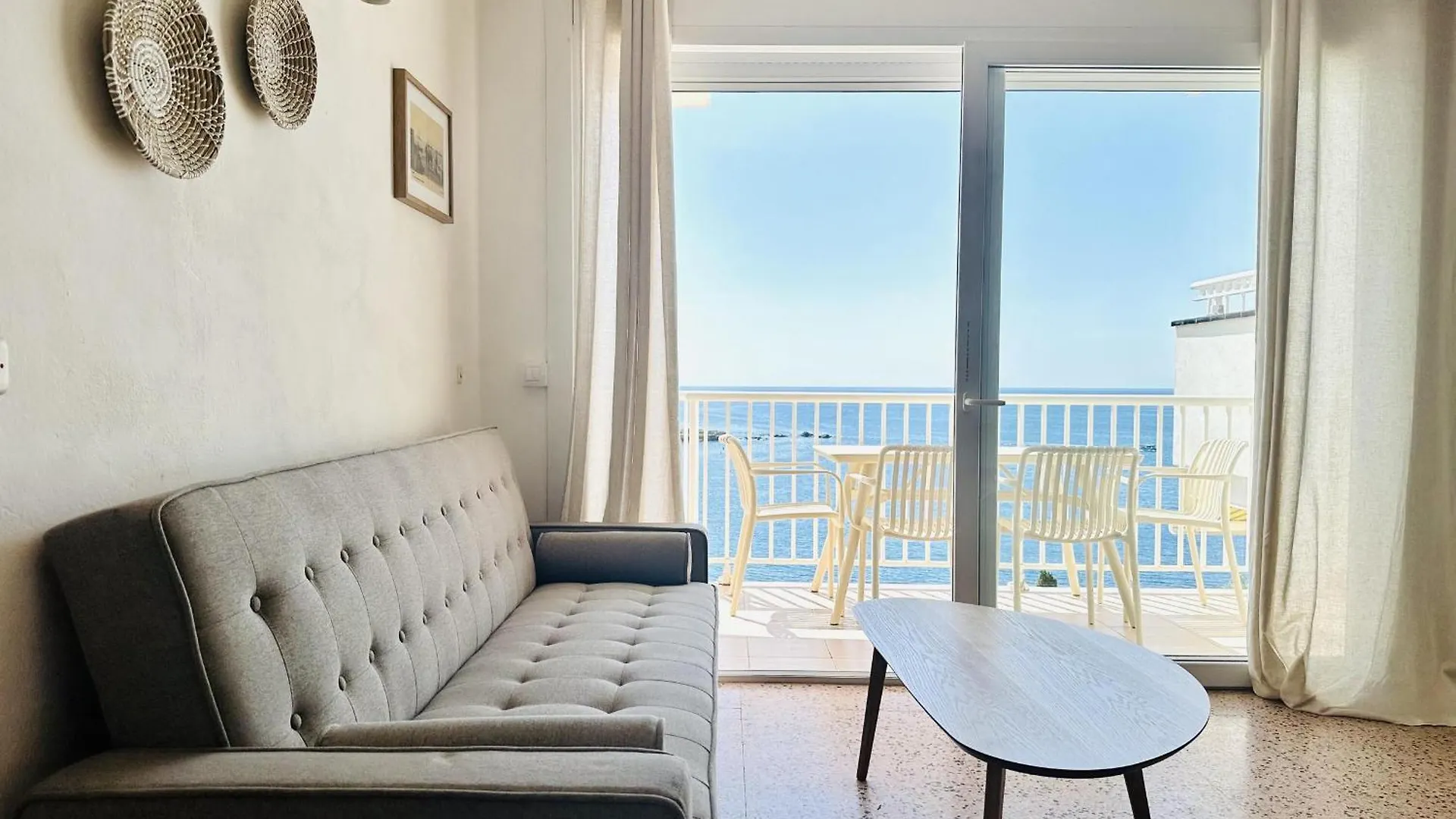 Apartament 3265 El Sol, 28, Maravillosa Vista Al Mar, Situacion Ideal Para Senderismo,A 150M De La Playa Y Rocas. - Es-258-57 Roses